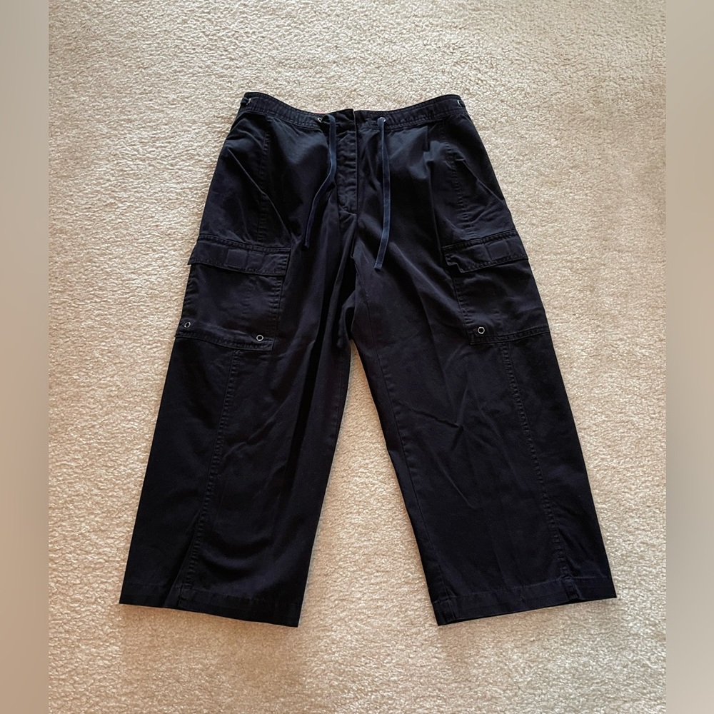 IZOD Black Cargo Capri Pants - Size: 8